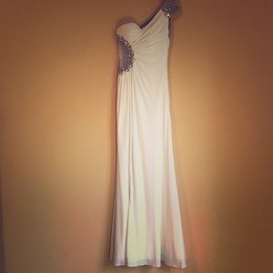 White formal prom gown